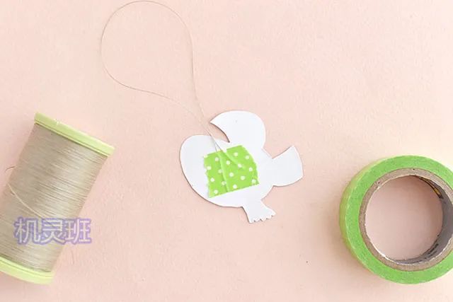 儿童环保手工:回收牛皮纸袋制作小鸟乐园(步骤图解) 第11张 儿童环保手工:回收牛皮纸袋制作小鸟乐园(步骤图解) 第11张