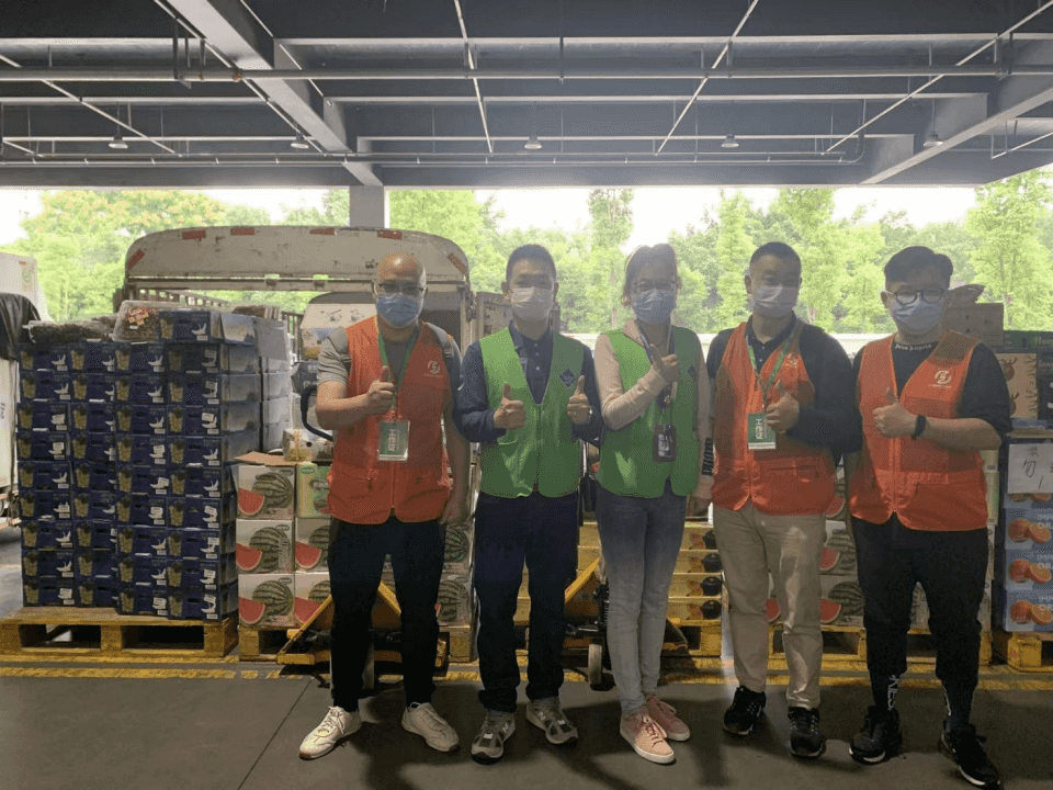 沃尔玛建全国性余量食物定期捐赠网络，Olé取消一次性塑料袋，家乐福提倡环保购物袋  第1张