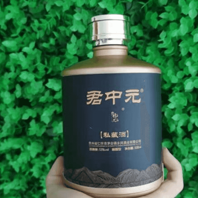 中国2款“尴尬酒”,普通人嫌它包装简陋,行家却用来招待贵宾 好酒无需繁杂包装 第6张 中国2款“尴尬酒”,普通人嫌它包装简陋,行家却用来招待贵宾 好酒无需繁杂包装 第6张