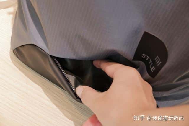 小米背包新体验：只需149你就是这条街最靓的崽  第9张