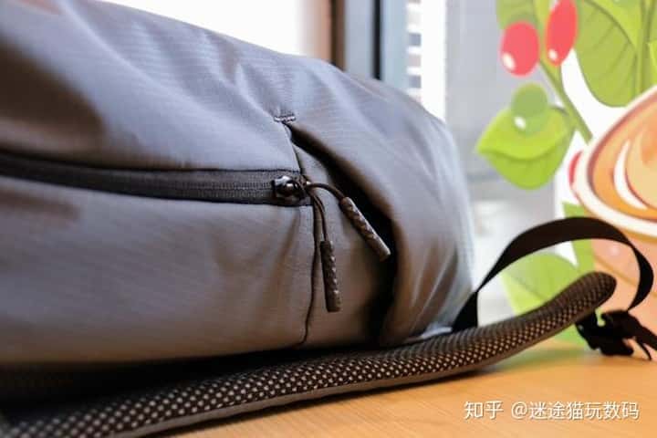 小米背包新体验：只需149你就是这条街最靓的崽  第11张