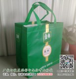 金典牛奶无纺布袋展示